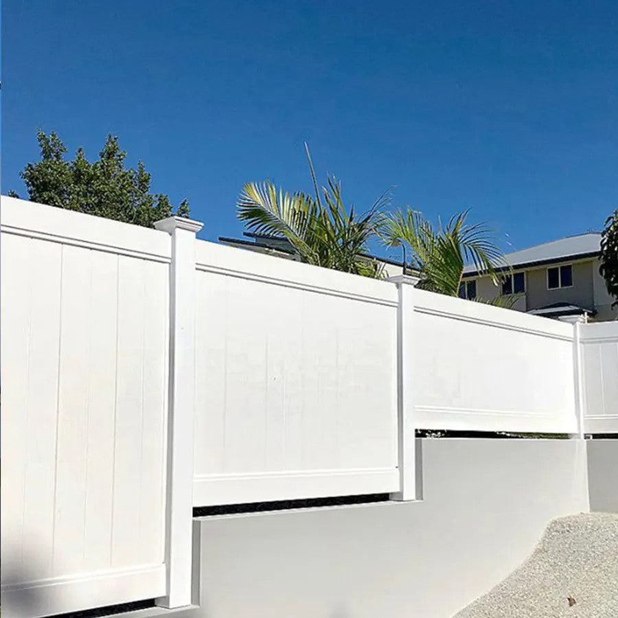 Vinyl privacy Fence